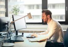 A step-by-step guide to outsourcing A step-by-step guide to outsourcing