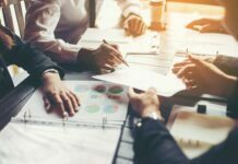 15 Tips to Help Your Business Weather a Recession Business